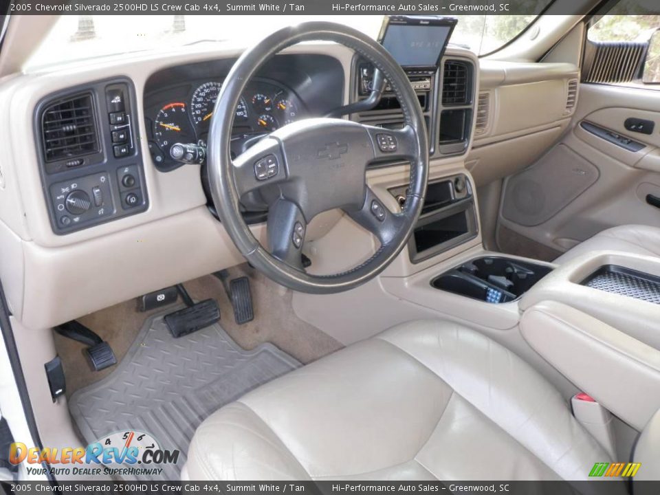2005 Chevrolet Silverado 2500HD LS Crew Cab 4x4 Summit White / Tan Photo #33