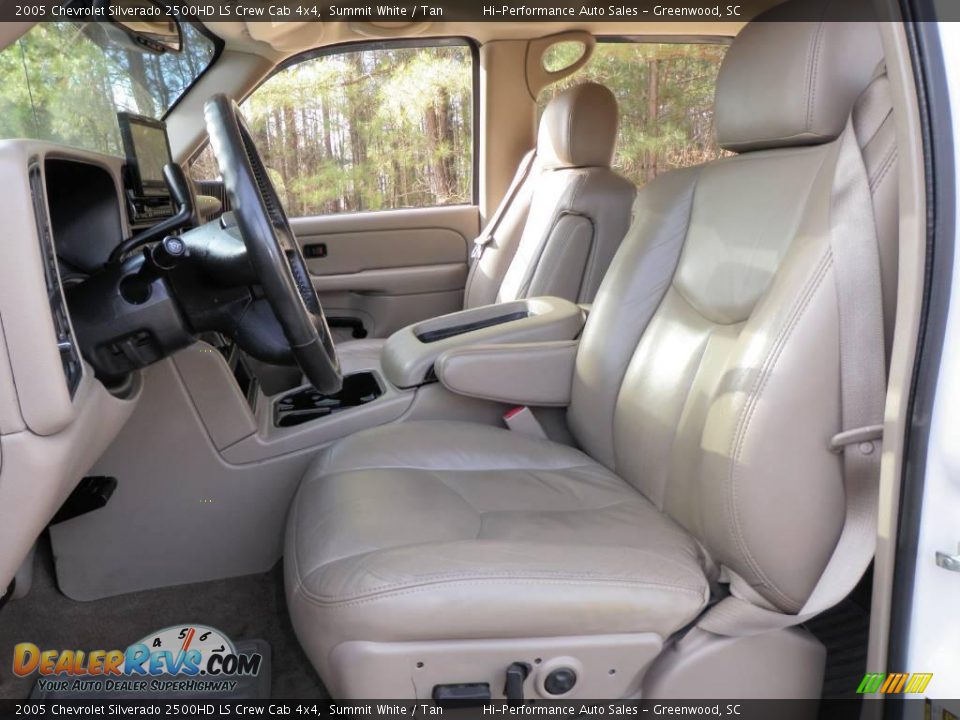 2005 Chevrolet Silverado 2500HD LS Crew Cab 4x4 Summit White / Tan Photo #34
