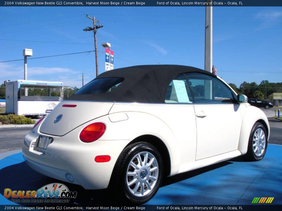 2004 Volkswagen New Beetle GLS Convertible Harvest Moon Beige / Cream Beige Photo #5