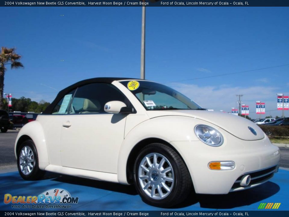 2004 Volkswagen New Beetle GLS Convertible Harvest Moon Beige / Cream Beige Photo #7