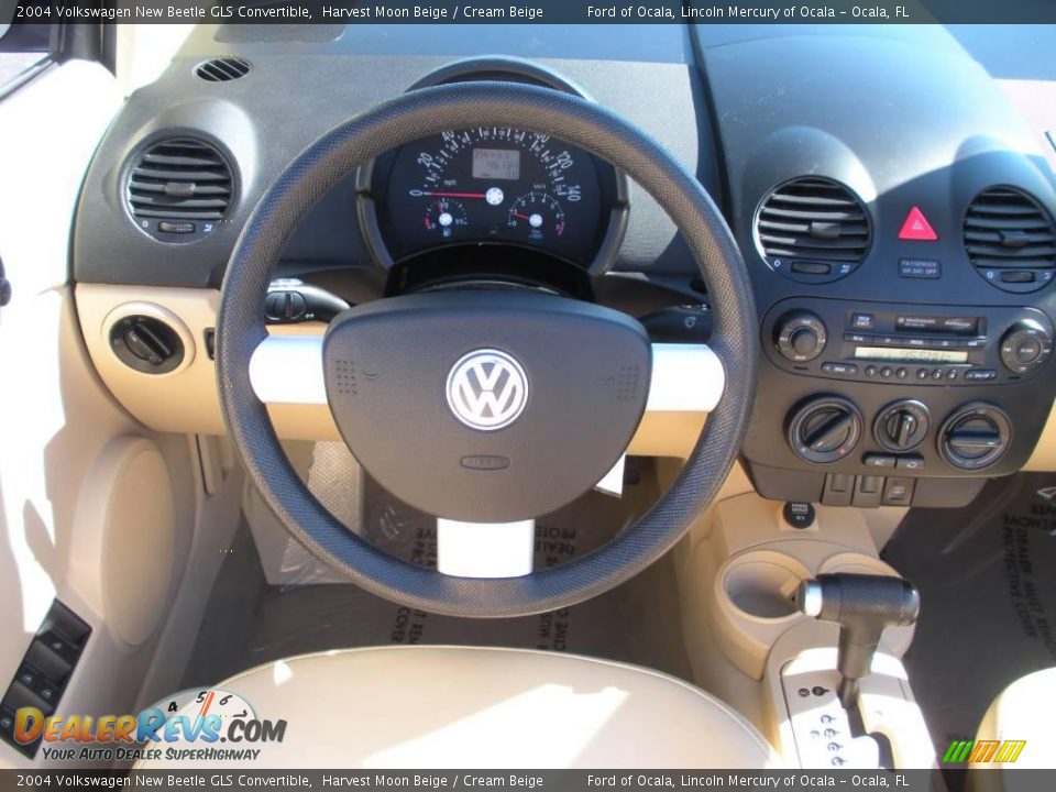 2004 Volkswagen New Beetle GLS Convertible Harvest Moon Beige / Cream Beige Photo #21
