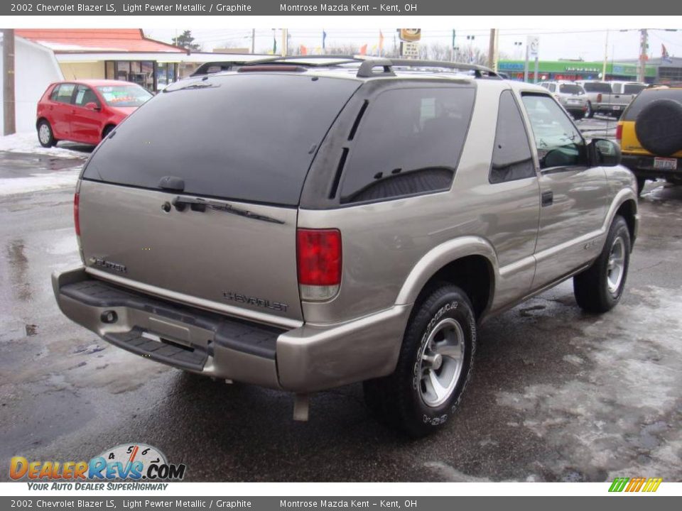 2002 Chevrolet Blazer LS Light Pewter Metallic / Graphite Photo #6