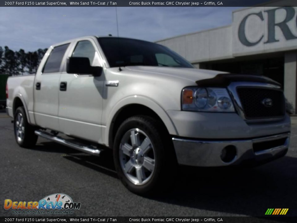 2007 Ford F150 Lariat SuperCrew White Sand Tri-Coat / Tan Photo #2