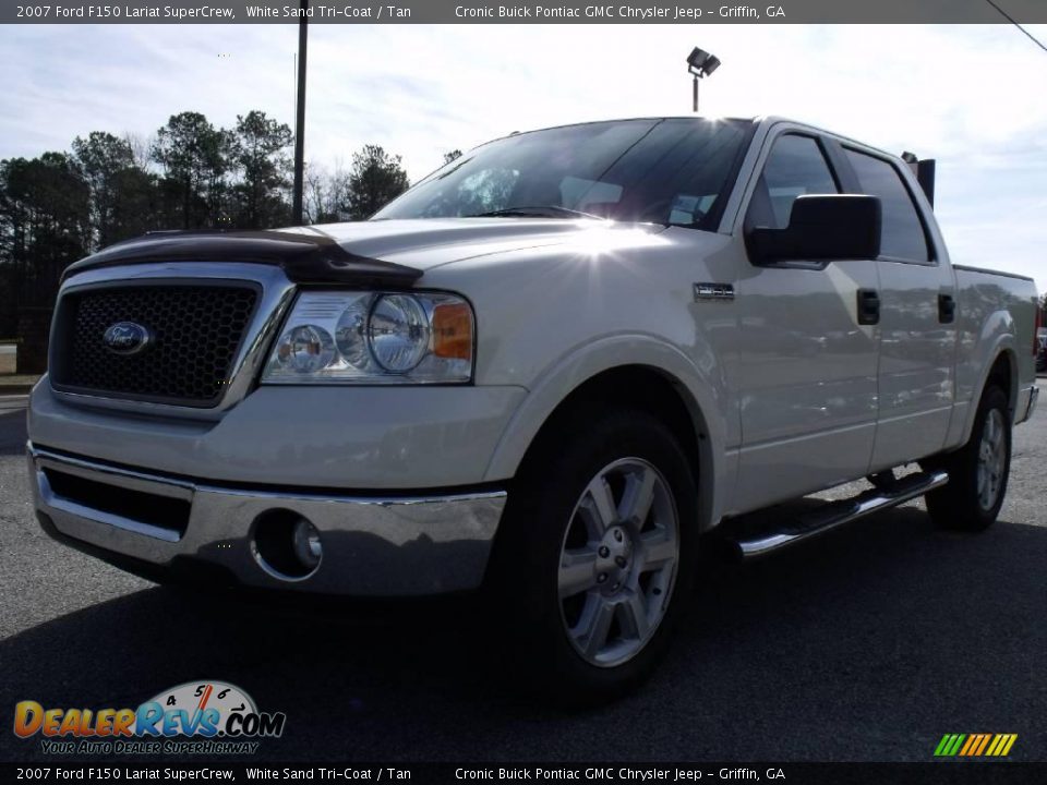 2007 Ford F150 Lariat SuperCrew White Sand Tri-Coat / Tan Photo #4