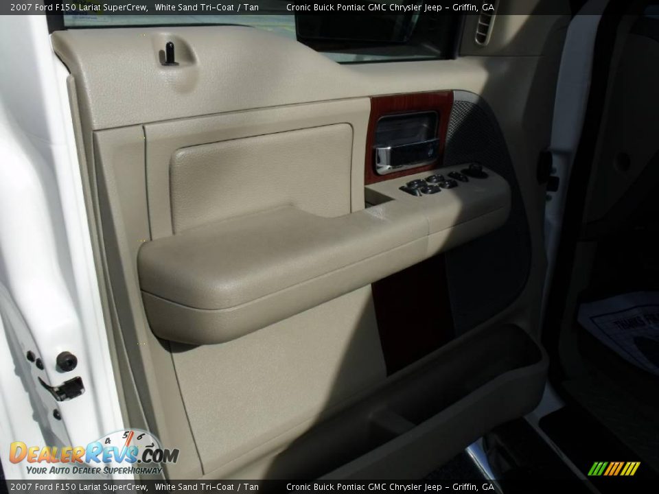 2007 Ford F150 Lariat SuperCrew White Sand Tri-Coat / Tan Photo #12