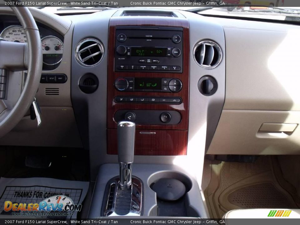 2007 Ford F150 Lariat SuperCrew White Sand Tri-Coat / Tan Photo #19