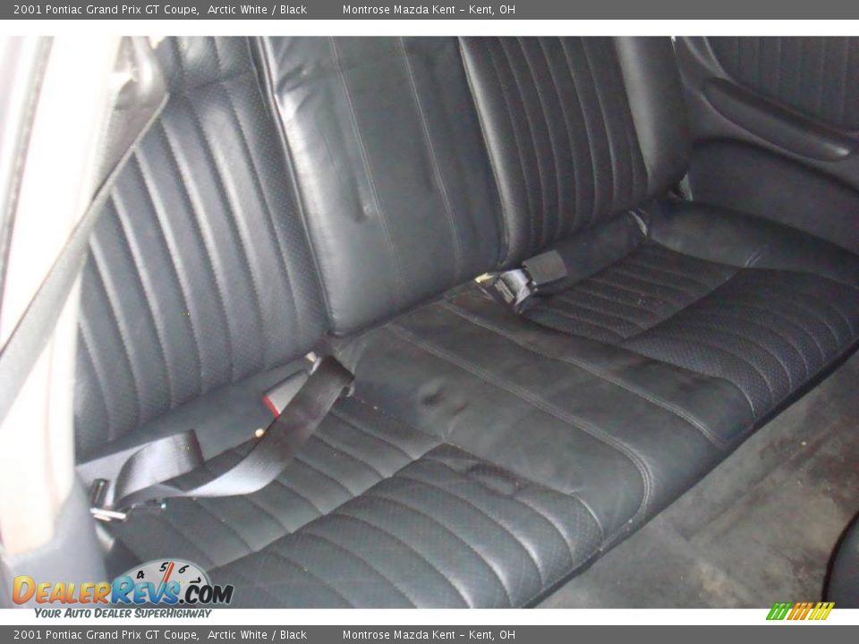 2001 Pontiac Grand Prix GT Coupe Arctic White / Black Photo #12