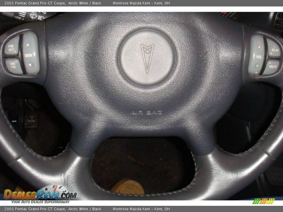 2001 Pontiac Grand Prix GT Coupe Arctic White / Black Photo #17