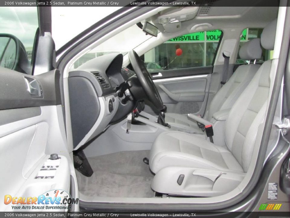 2006 Volkswagen Jetta 2.5 Sedan Platinum Grey Metallic / Grey Photo #9
