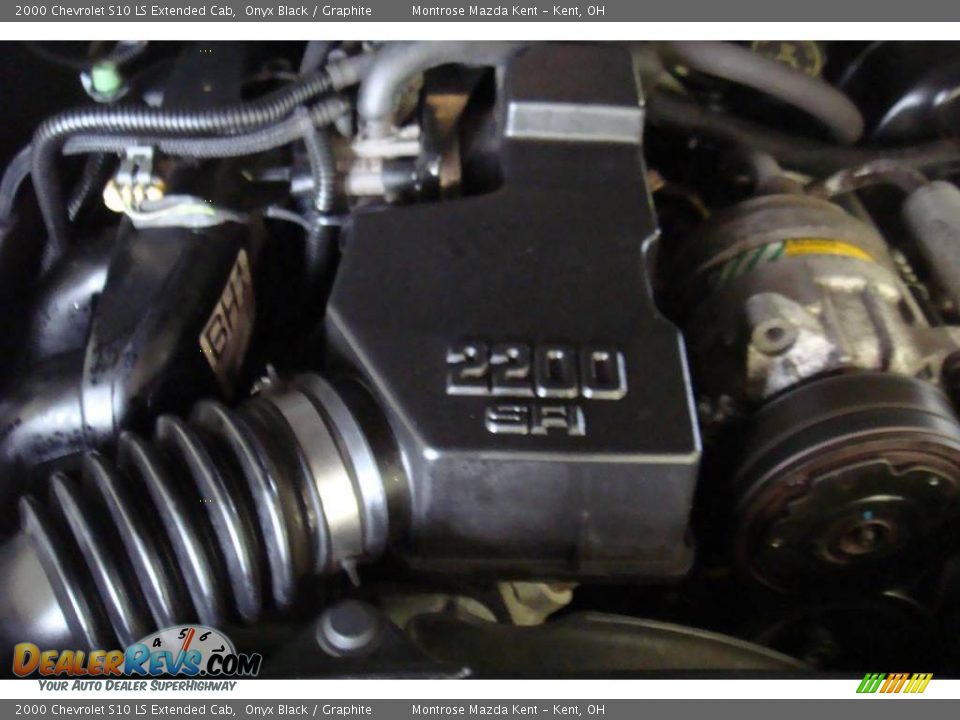 2000 Chevrolet S10 LS Extended Cab Onyx Black / Graphite Photo #13