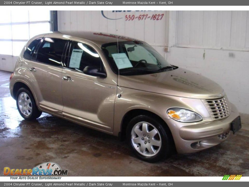 2004 Chrysler PT Cruiser Light Almond Pearl Metallic / Dark Slate Gray Photo #4