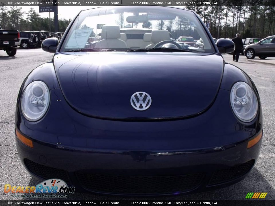 2006 Volkswagen New Beetle 2.5 Convertible Shadow Blue / Cream Photo #3