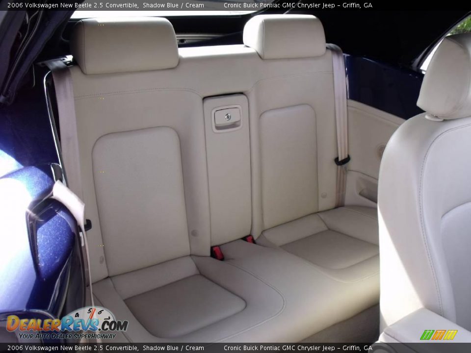 2006 Volkswagen New Beetle 2.5 Convertible Shadow Blue / Cream Photo #15