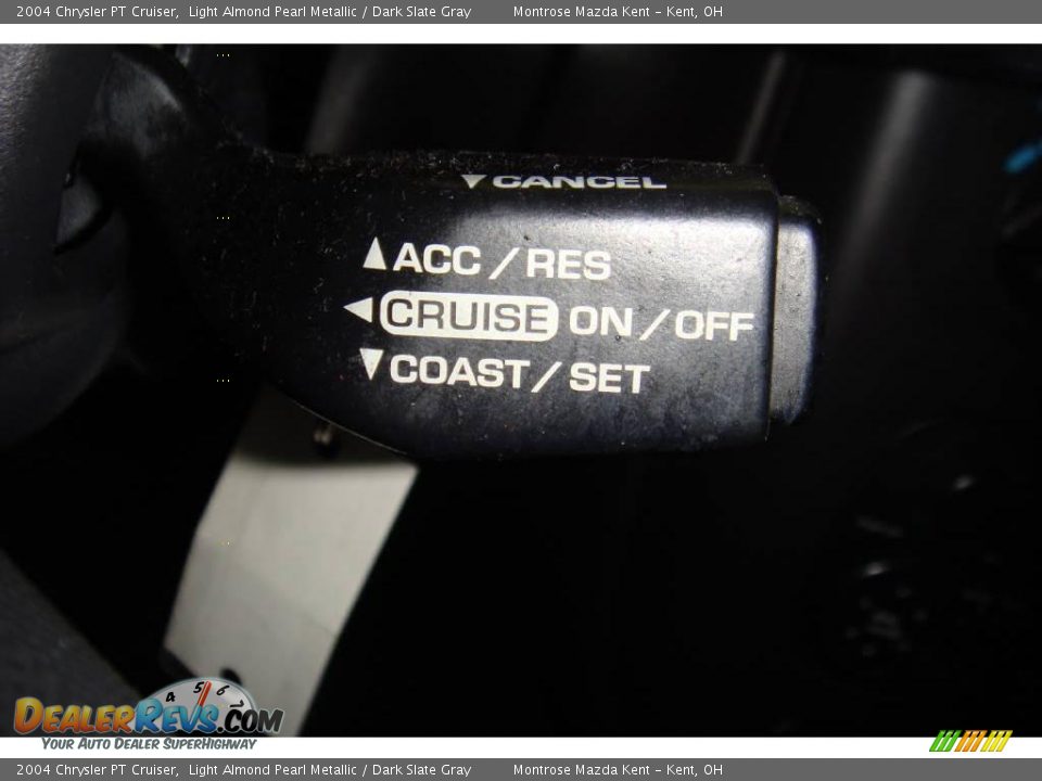 2004 Chrysler PT Cruiser Light Almond Pearl Metallic / Dark Slate Gray Photo #24