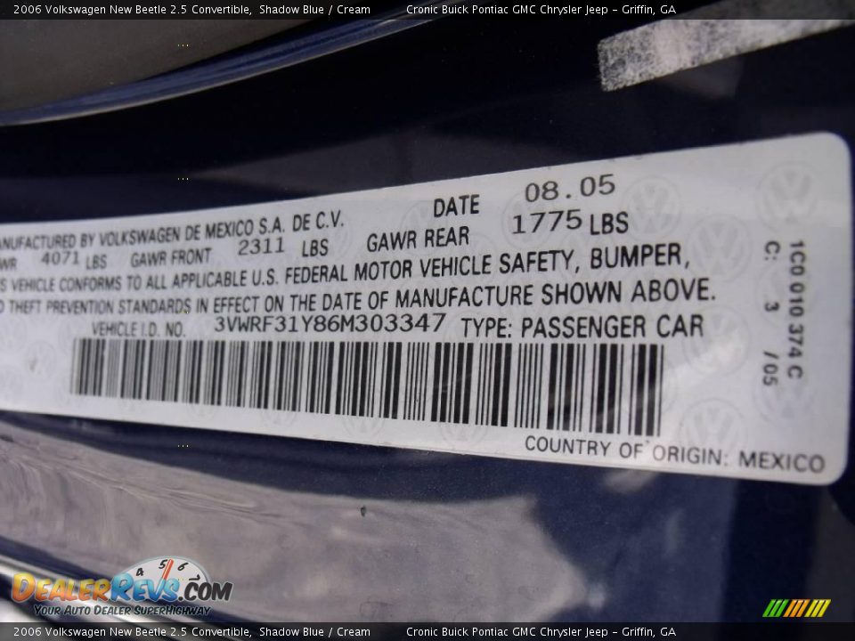 2006 Volkswagen New Beetle 2.5 Convertible Shadow Blue / Cream Photo #23