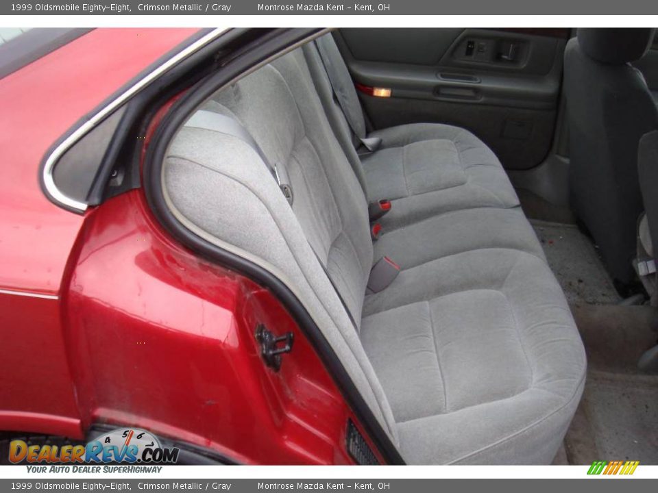 1999 Oldsmobile Eighty-Eight Crimson Metallic / Gray Photo #13