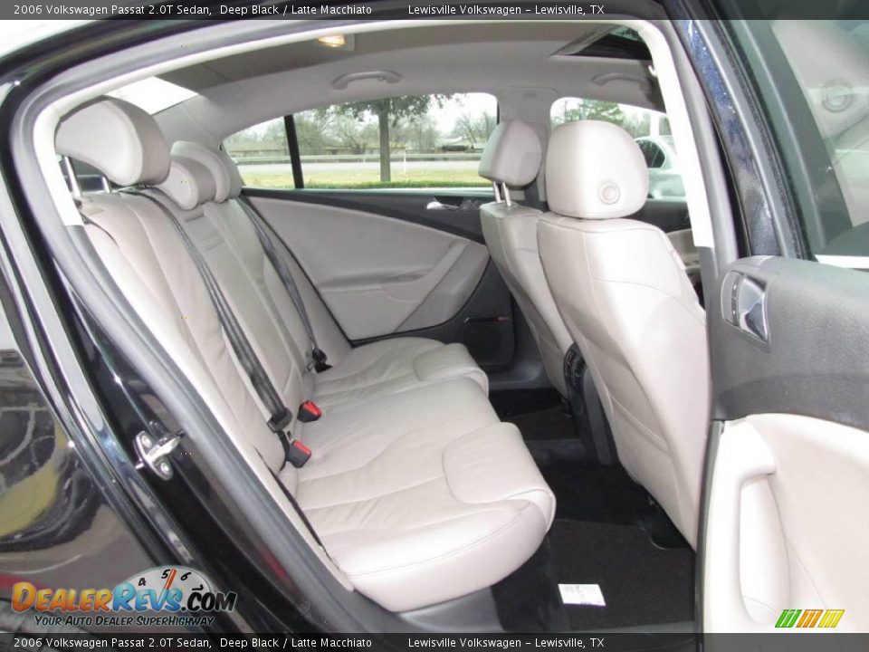 2006 Volkswagen Passat 2.0T Sedan Deep Black / Latte Macchiato Photo #11