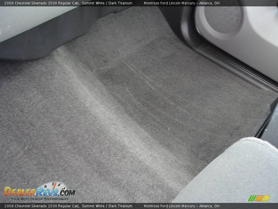 2009 Chevrolet Silverado 1500 Regular Cab Summit White / Dark Titanium Photo #24