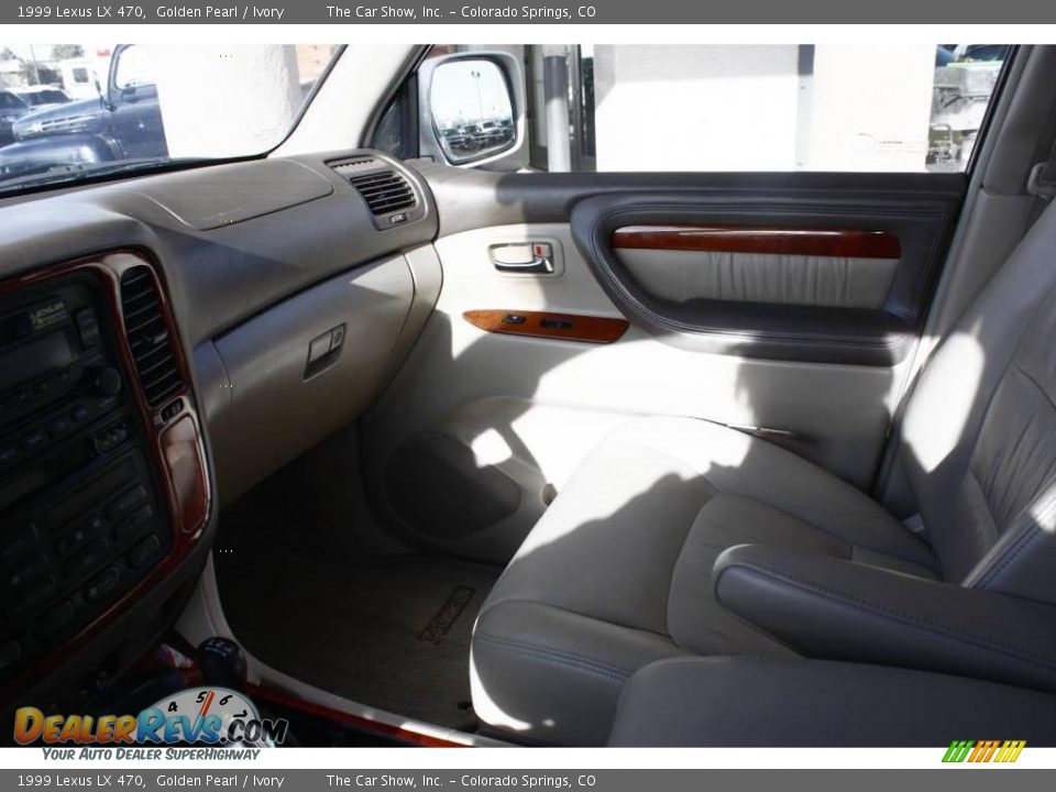 1999 Lexus LX 470 Golden Pearl / Ivory Photo #11