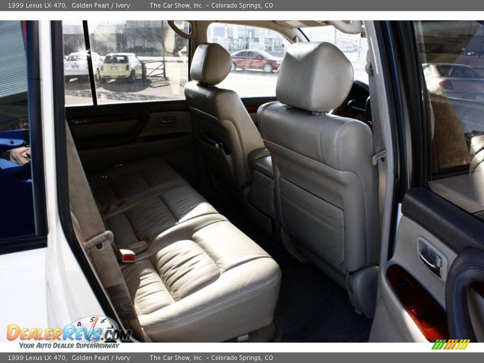 1999 Lexus LX 470 Golden Pearl / Ivory Photo #16
