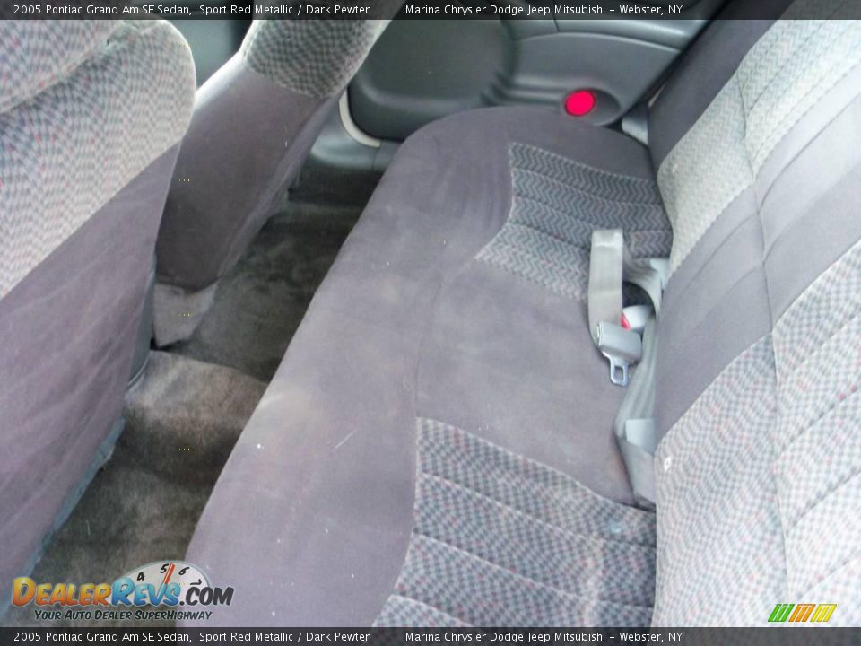 2005 Pontiac Grand Am SE Sedan Sport Red Metallic / Dark Pewter Photo #3