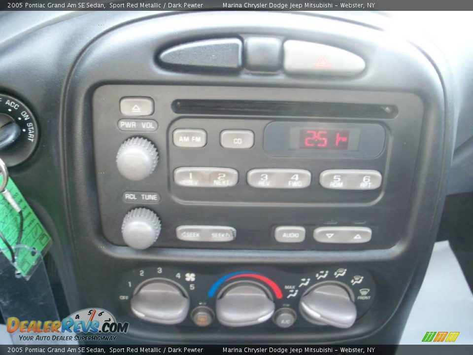 2005 Pontiac Grand Am SE Sedan Sport Red Metallic / Dark Pewter Photo #4