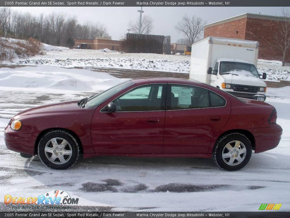 2005 Pontiac Grand Am SE Sedan Sport Red Metallic / Dark Pewter Photo #6