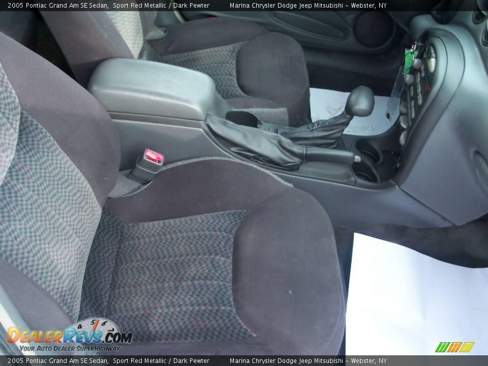 2005 Pontiac Grand Am SE Sedan Sport Red Metallic / Dark Pewter Photo #22