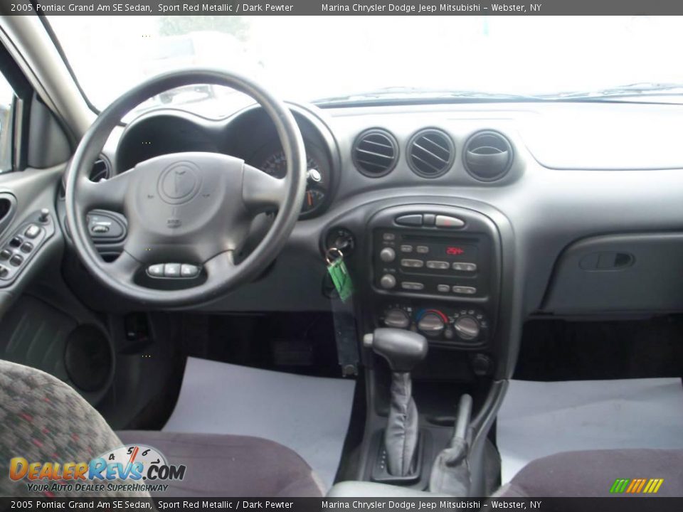 2005 Pontiac Grand Am SE Sedan Sport Red Metallic / Dark Pewter Photo #23