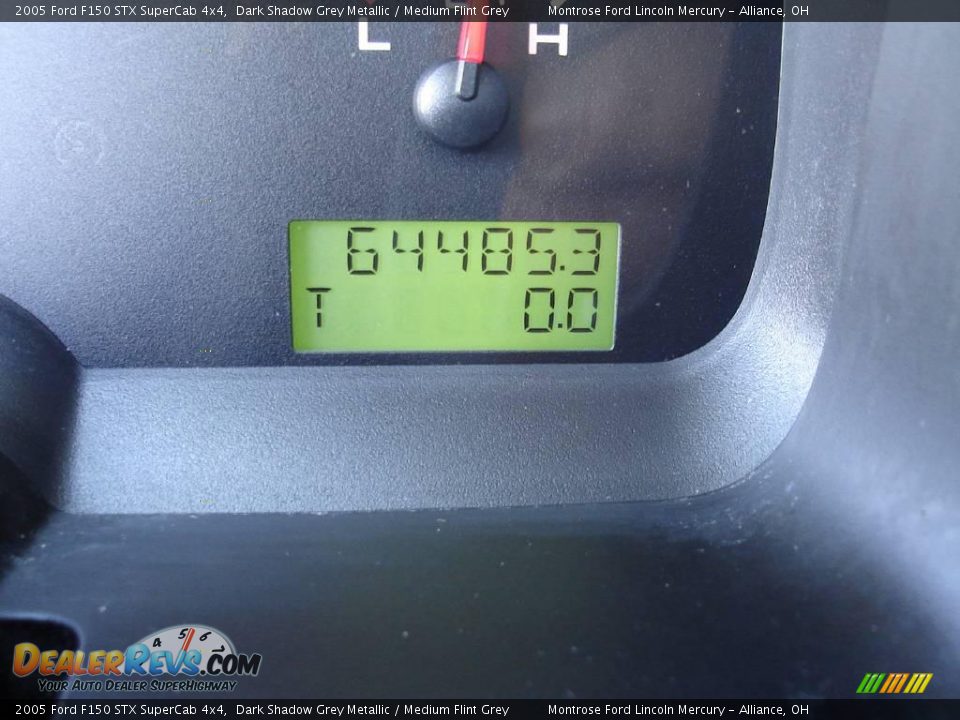 2005 Ford F150 STX SuperCab 4x4 Dark Shadow Grey Metallic / Medium Flint Grey Photo #27