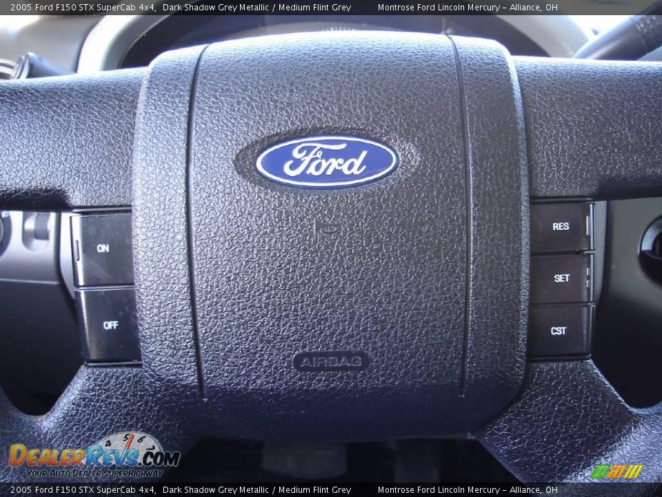 2005 Ford F150 STX SuperCab 4x4 Dark Shadow Grey Metallic / Medium Flint Grey Photo #29