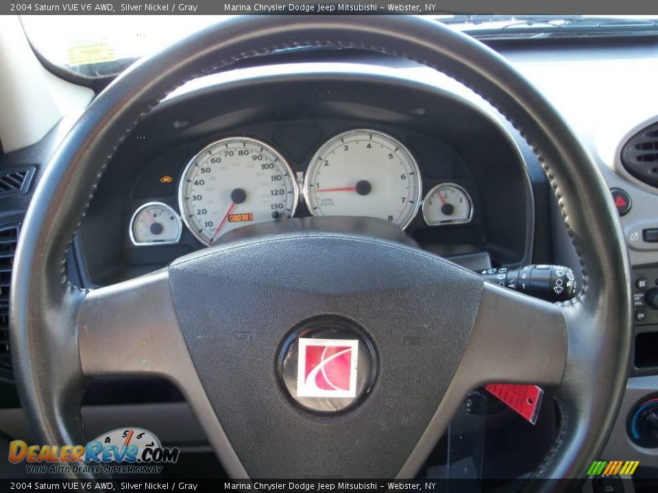 2004 Saturn VUE V6 AWD Silver Nickel / Gray Photo #5