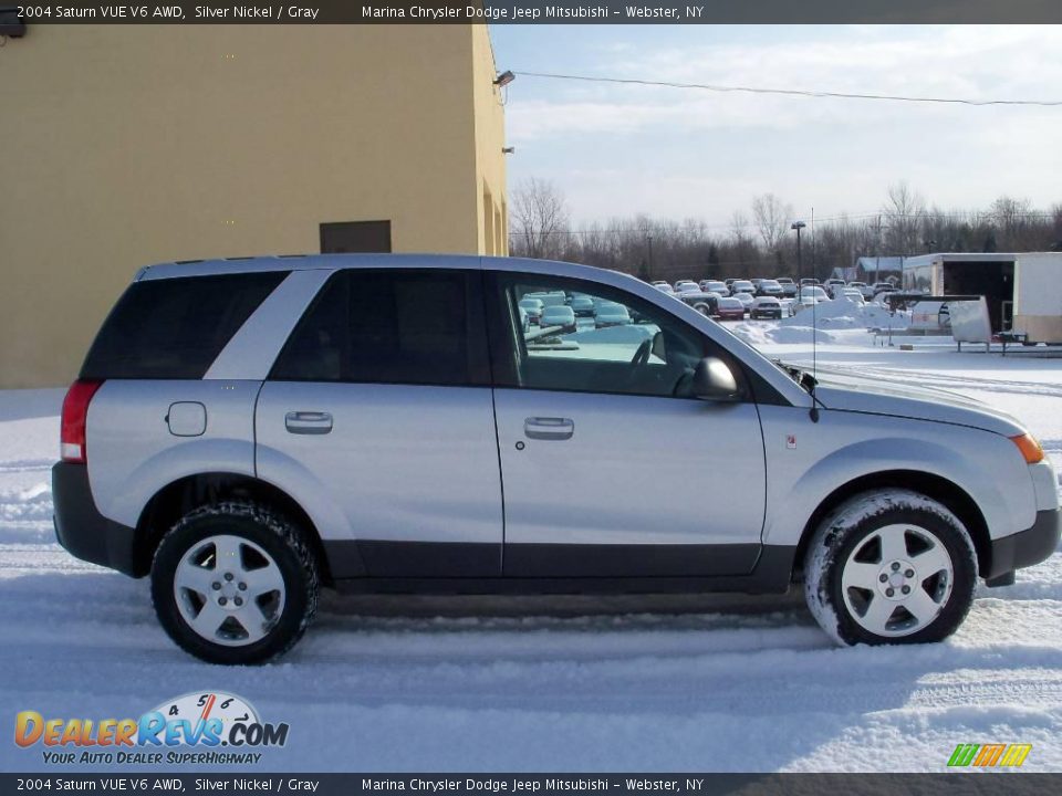 2004 Saturn VUE V6 AWD Silver Nickel / Gray Photo #10