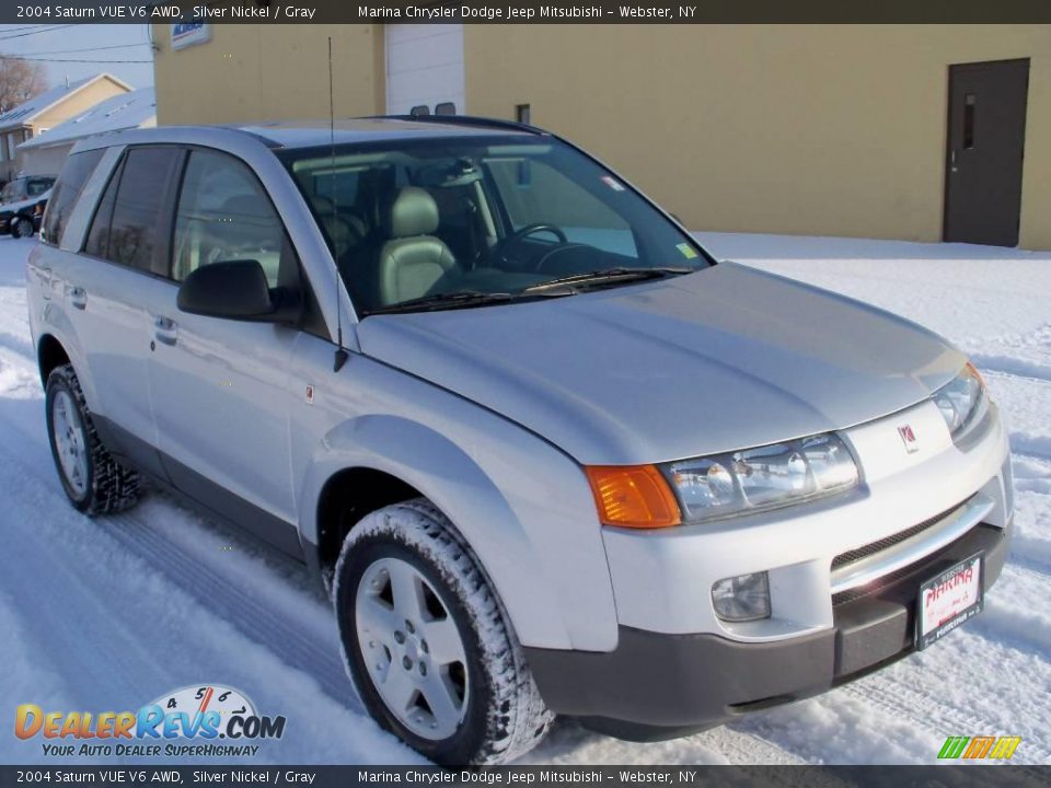 2004 Saturn VUE V6 AWD Silver Nickel / Gray Photo #11