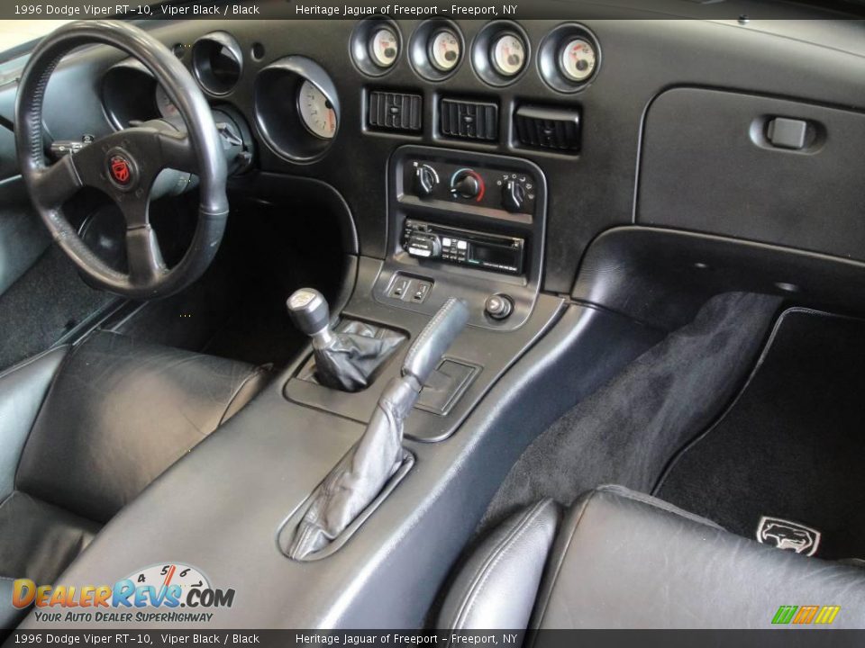 1996 Dodge Viper RT-10 Viper Black / Black Photo #16
