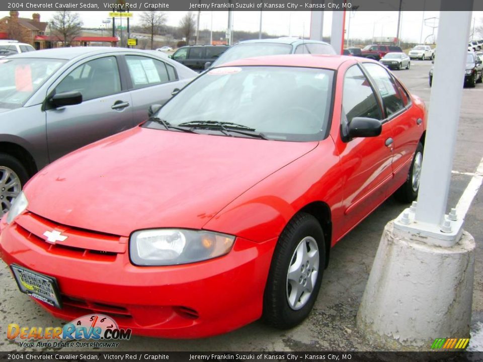 2004 Chevrolet Cavalier Sedan Victory Red / Graphite Photo #3