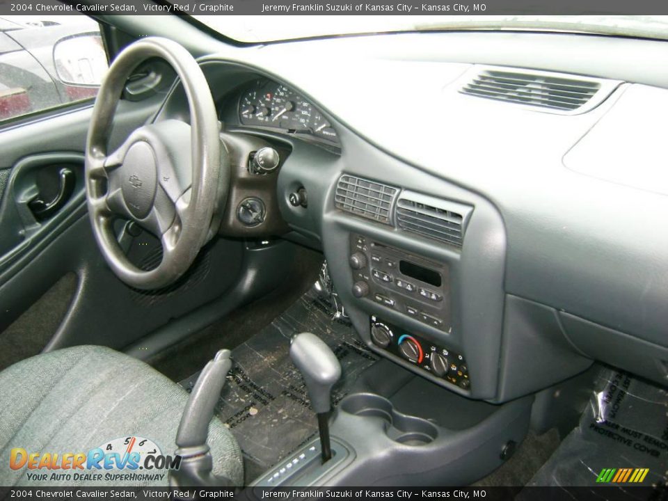 2004 Chevrolet Cavalier Sedan Victory Red / Graphite Photo #8