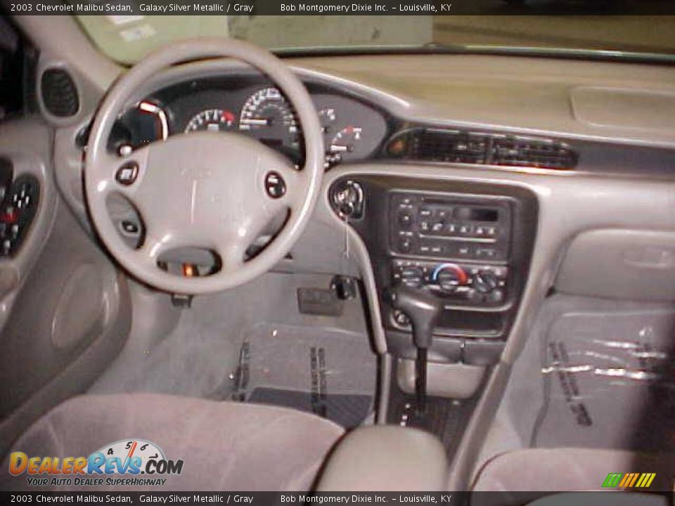 2003 Chevrolet Malibu Sedan Galaxy Silver Metallic / Gray Photo #10