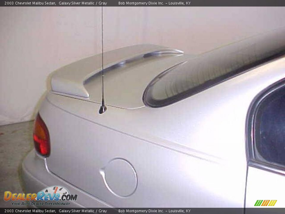 2003 Chevrolet Malibu Sedan Galaxy Silver Metallic / Gray Photo #11