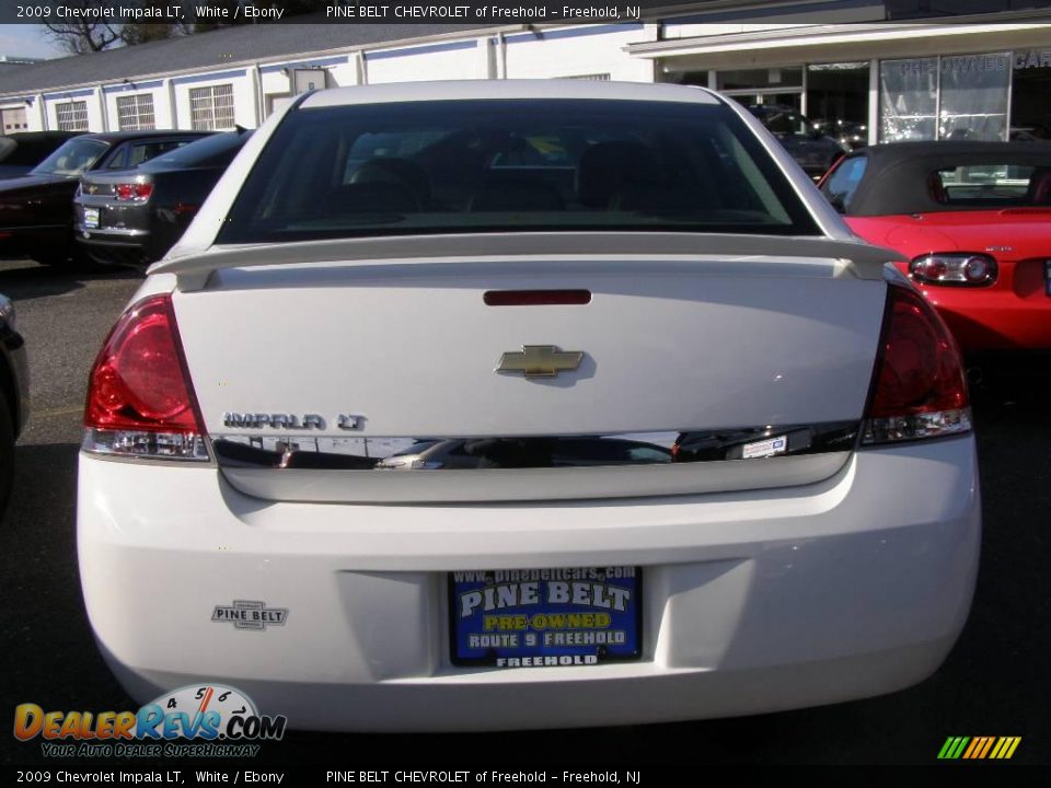 2009 Chevrolet Impala LT White / Ebony Photo #5