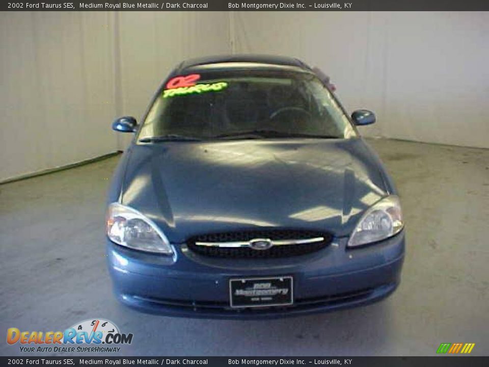 2002 Ford Taurus SES Medium Royal Blue Metallic / Dark Charcoal Photo #2