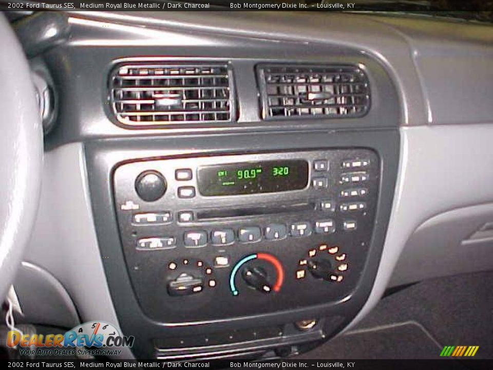 2002 Ford Taurus SES Medium Royal Blue Metallic / Dark Charcoal Photo #11