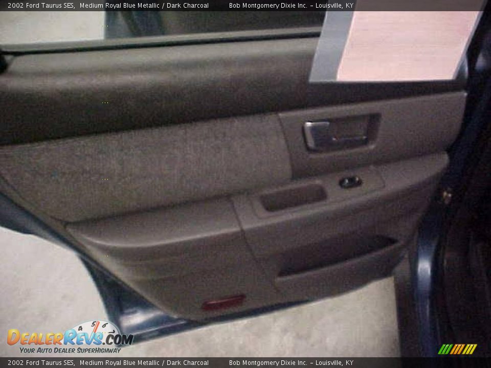 2002 Ford Taurus SES Medium Royal Blue Metallic / Dark Charcoal Photo #13