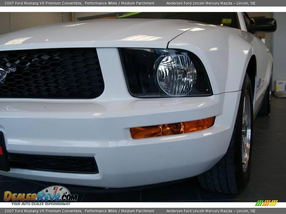 2007 Ford Mustang V6 Premium Convertible Performance White / Medium Parchment Photo #4