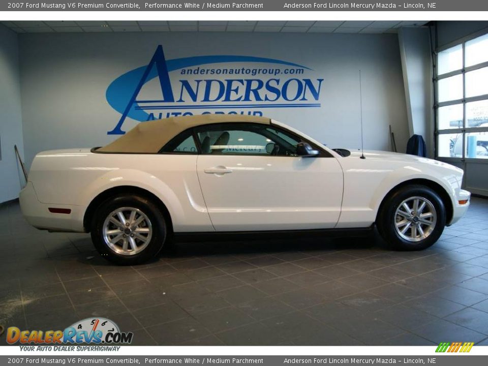 2007 Ford Mustang V6 Premium Convertible Performance White / Medium Parchment Photo #5