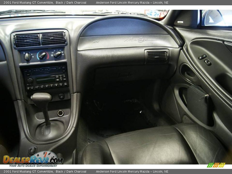 2001 Ford Mustang GT Convertible Black / Dark Charcoal Photo #21
