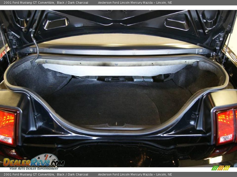 2001 Ford Mustang GT Convertible Black / Dark Charcoal Photo #26