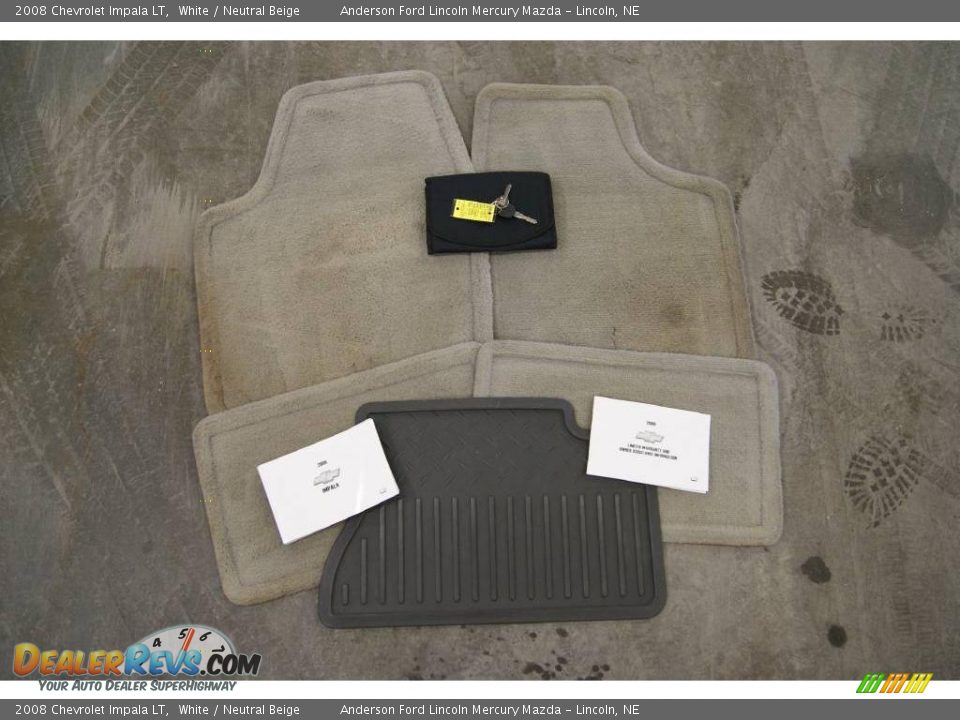 2008 Chevrolet Impala LT White / Neutral Beige Photo #28