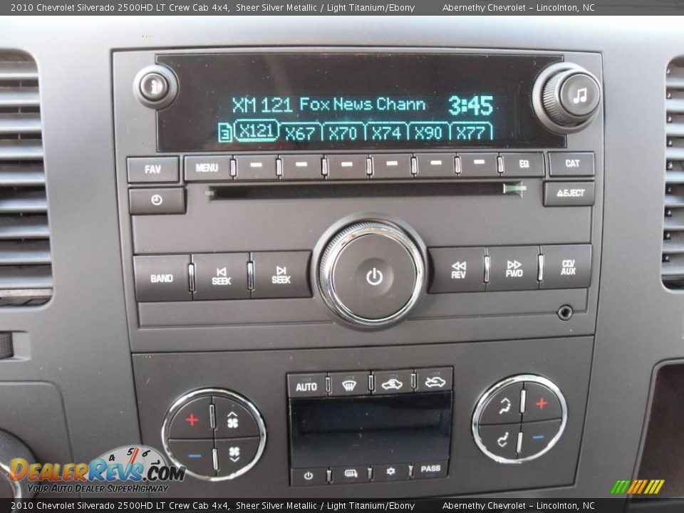 2010 Chevrolet Silverado 2500HD LT Crew Cab 4x4 Sheer Silver Metallic / Light Titanium/Ebony Photo #24