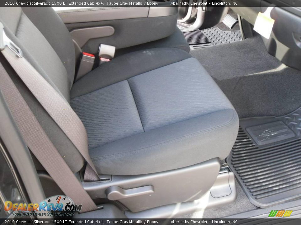2010 Chevrolet Silverado 1500 LT Extended Cab 4x4 Taupe Gray Metallic / Ebony Photo #14